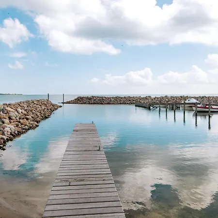 Two-bedroom In Haderslev 12 *